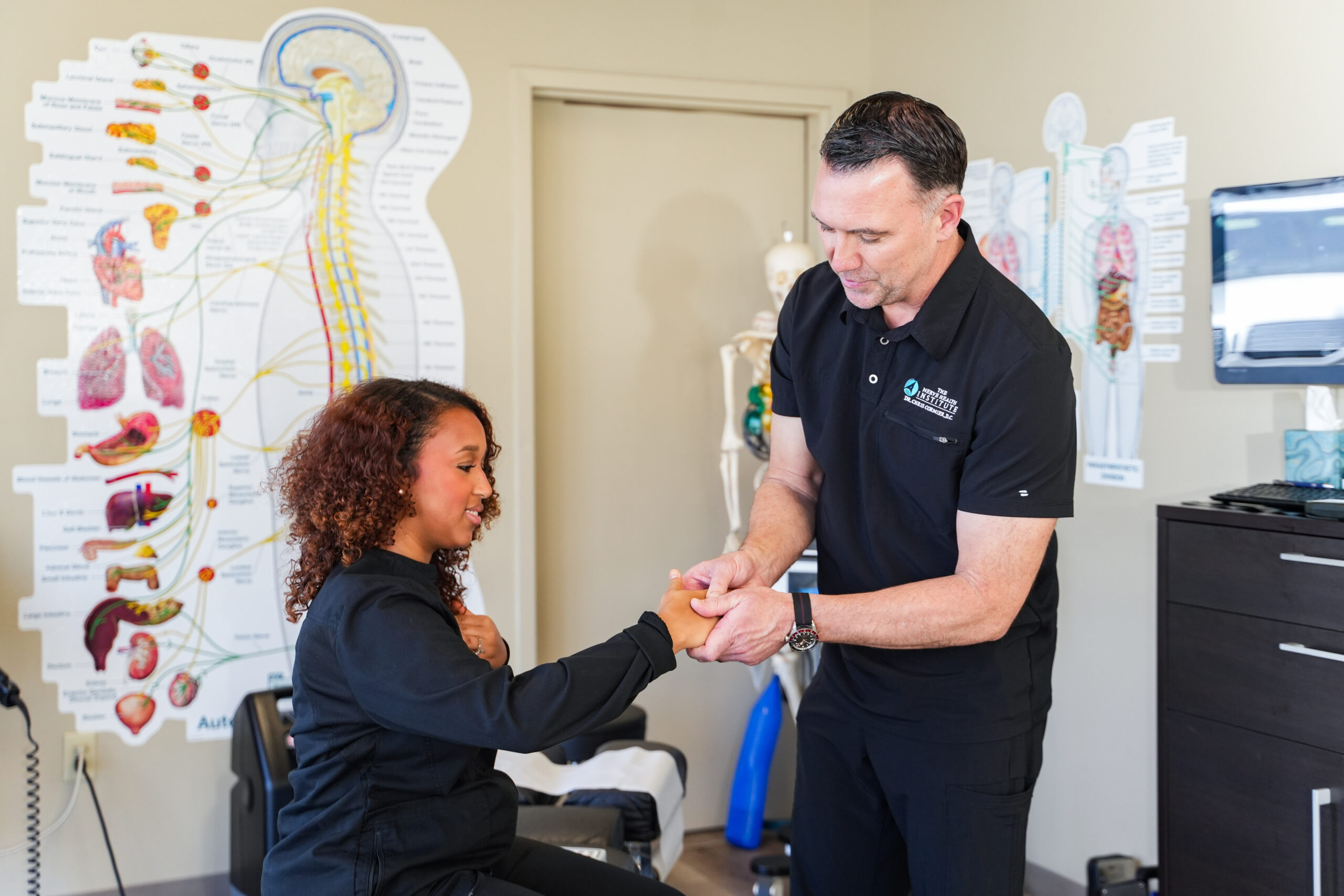 What Are the Best Natural Treatments for IBS, Diabetes, and Thyroid Disorders at a Wellness Clinic?